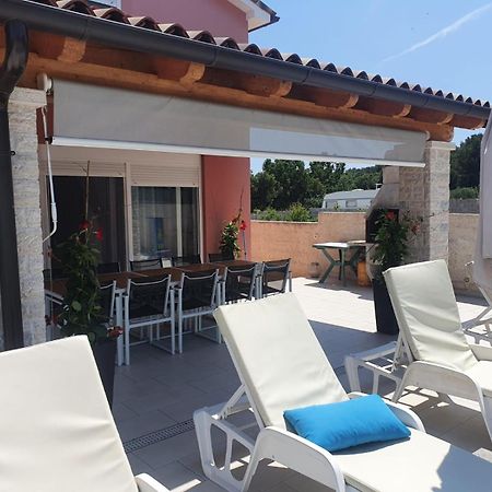 Holiday Home Nikol Πούλα Εξωτερικό φωτογραφία