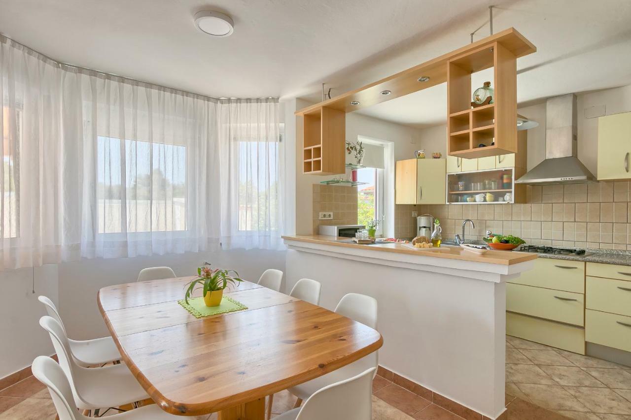 Holiday Home Nikol Πούλα Εξωτερικό φωτογραφία